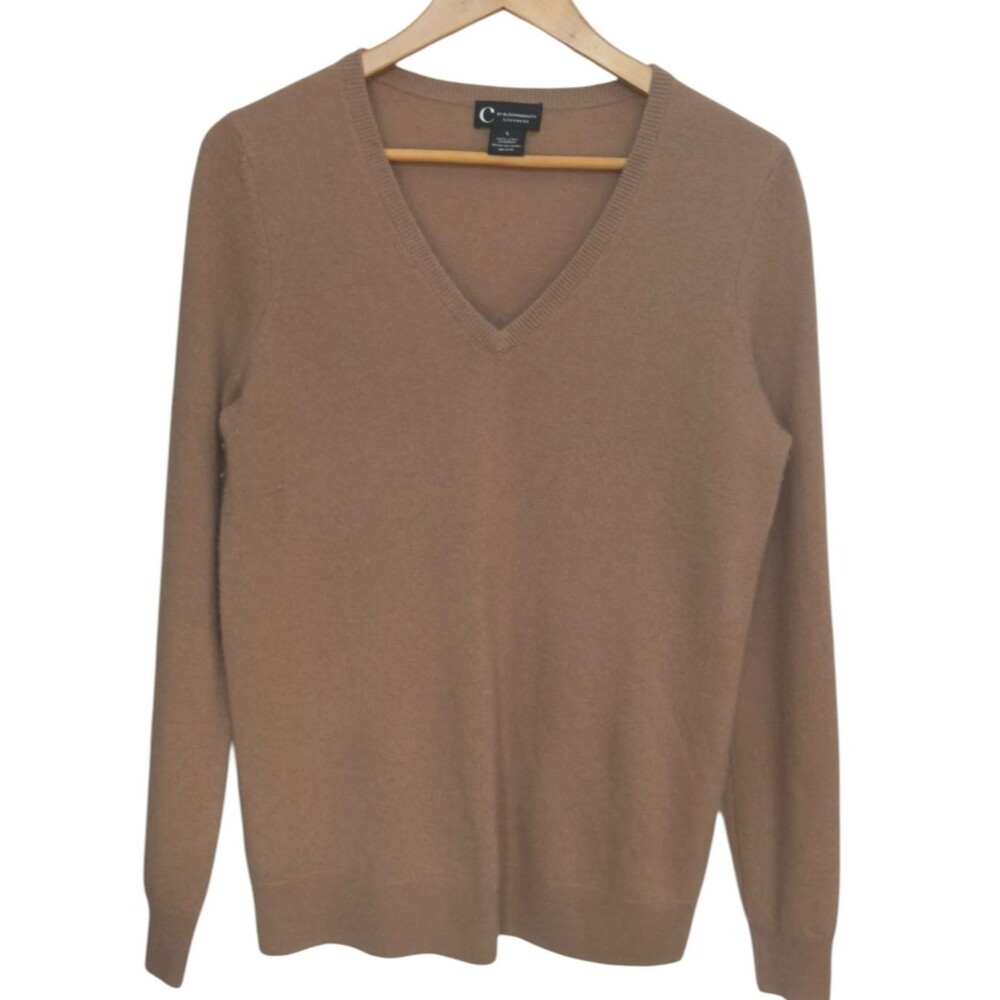 C by Bloomingdale's Tan 2-Ply Cashmere V-Neck Long Sleeve Sweater. Large.